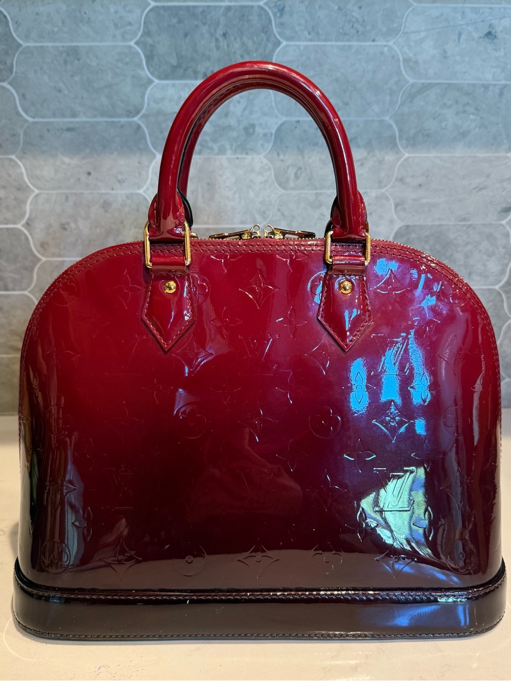 Louis Vuitton Vernis Alma PM Ombre